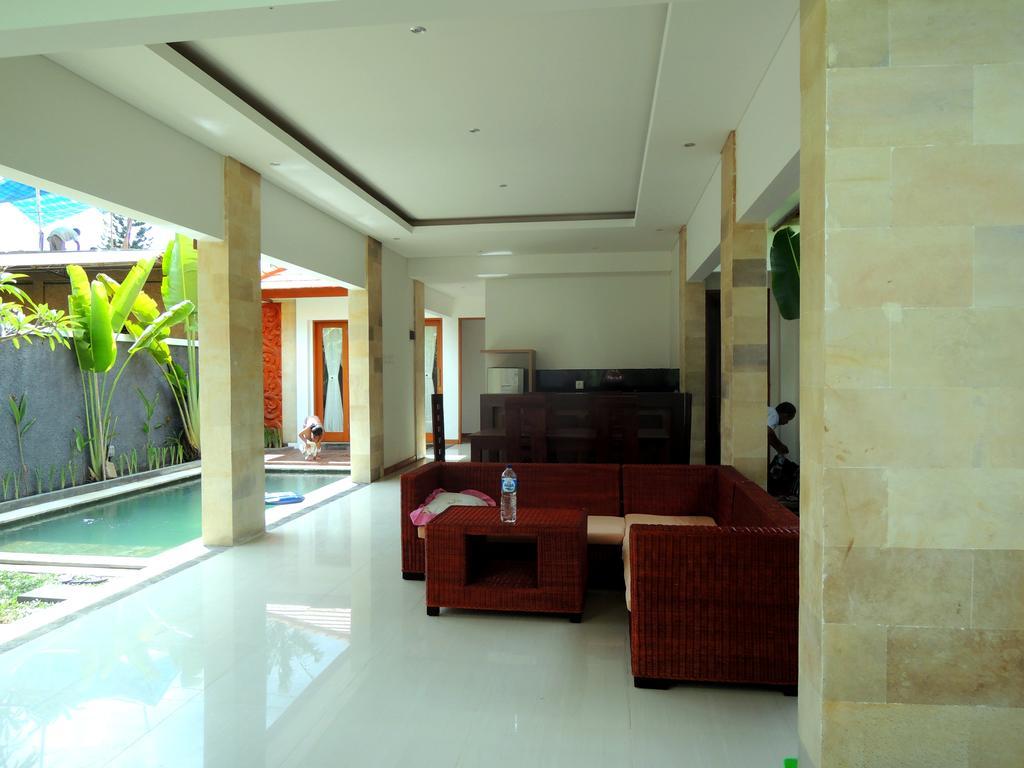 Jayastuti House Villa Ubud Rum bild